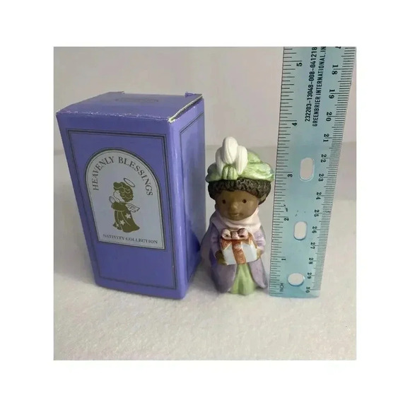Vintage AVON Heavenly Blessings‎ Nativity collection 1986 Three Wiseman With Box - Picture 10 of 13
